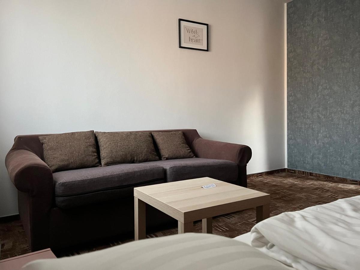 Wolf Panzio Hotel Sárvár Екстериор снимка