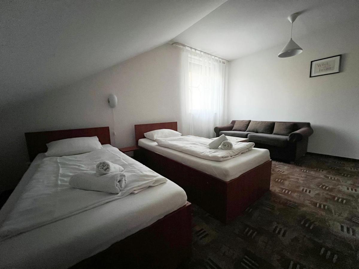 Wolf Panzio Hotel Sárvár Екстериор снимка